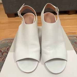 Halogen White peel toe Block Heel